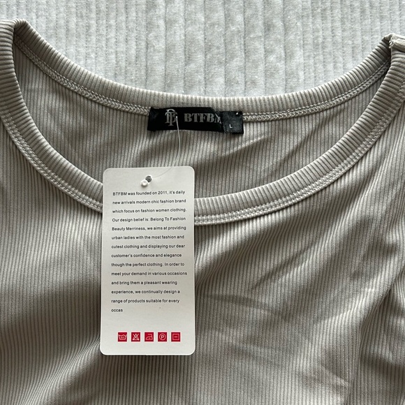 BTFBM: Dress with Cinched Sides (Size Large) - Picture 5 of 5